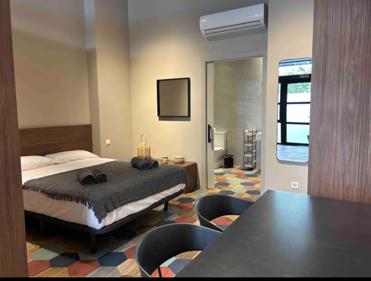 Reina Flats Valencia Playa El Cabanyal Apartment Exterior photo